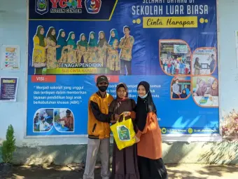 .thumbs · Bantuan - R13